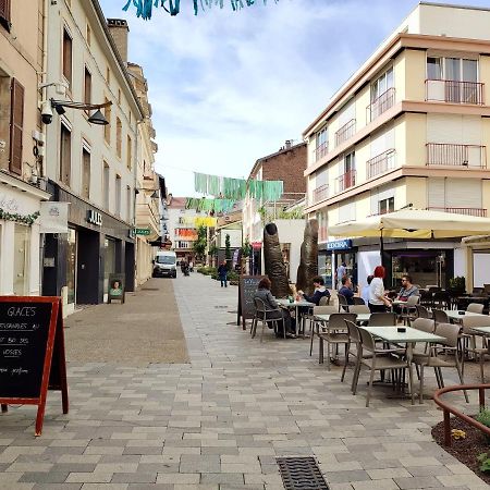 ⁂⁂ Epinal Hyper Centre / Rue Pietonne ! ⁂⁂ Apartment Exterior photo