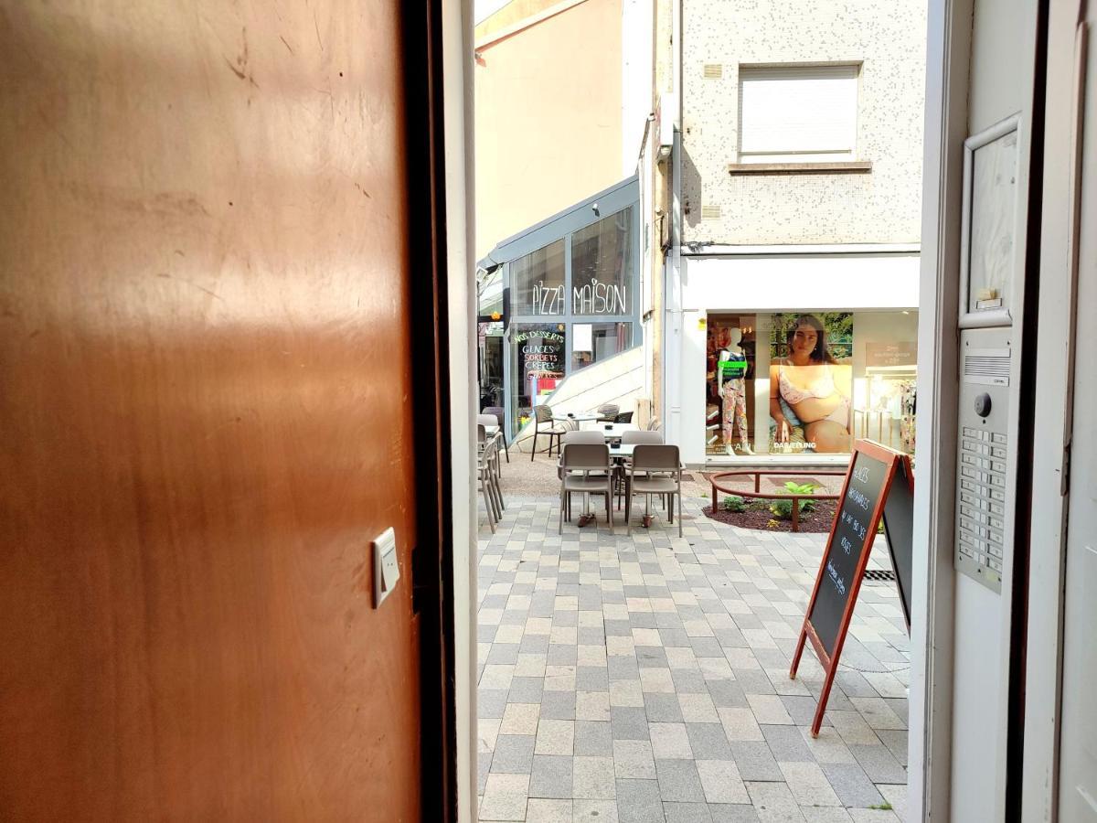 ⁂⁂ Epinal Hyper Centre / Rue Pietonne ! ⁂⁂ Apartment Exterior photo